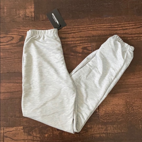 PrettyLittleThing Pants - *New Pretty Little Things Sweatpants